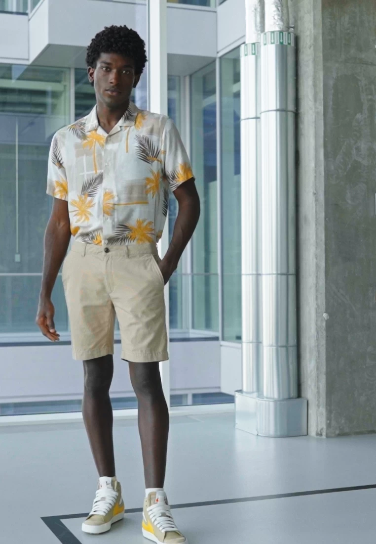 Pier One 2 PACK - Shorts - Dark Blue/tan - Image 2